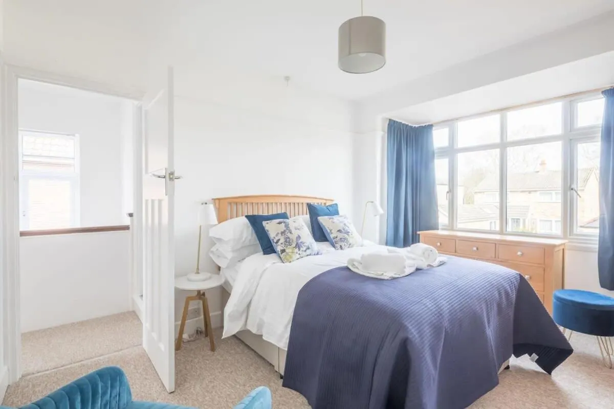 Holiday home Charming Central Family Home Cambridge